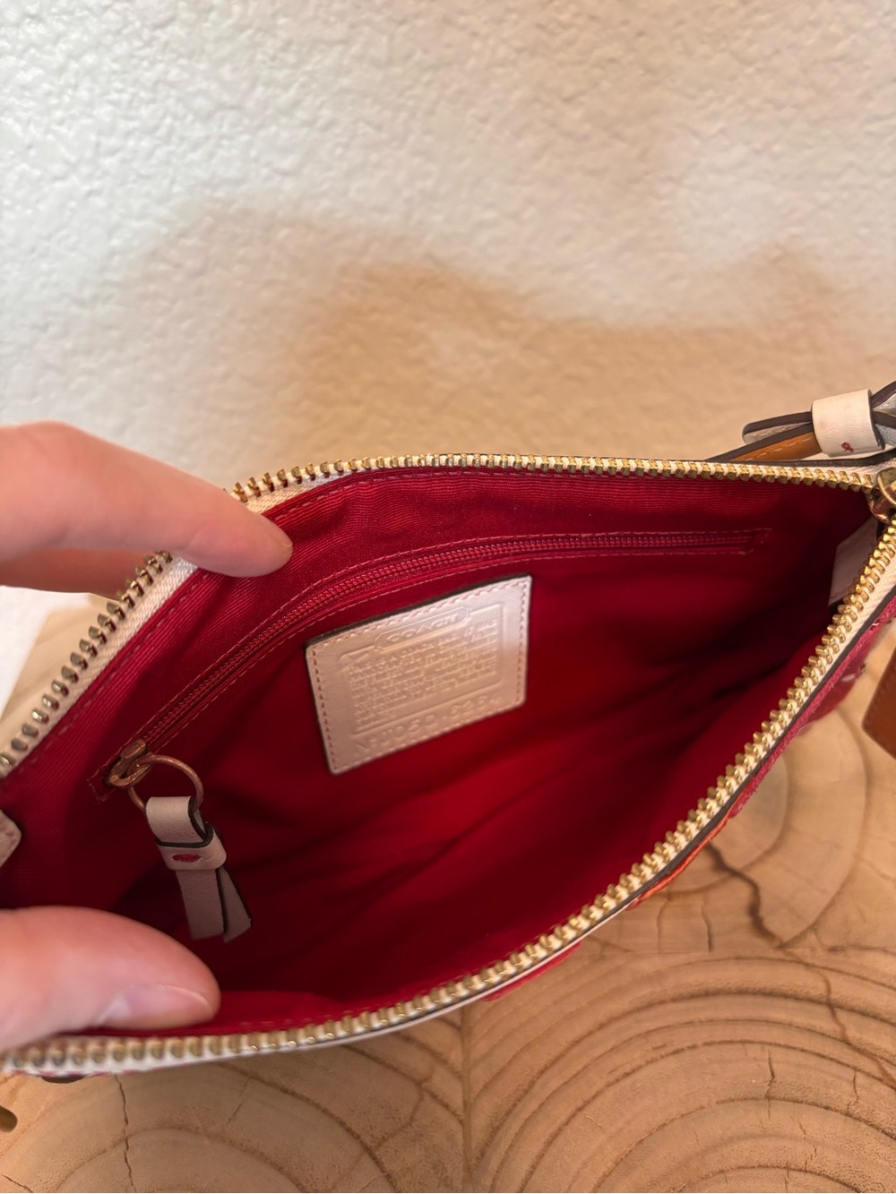 Limited edition Y2K Coach Demi clutch - Picture 3 of 5